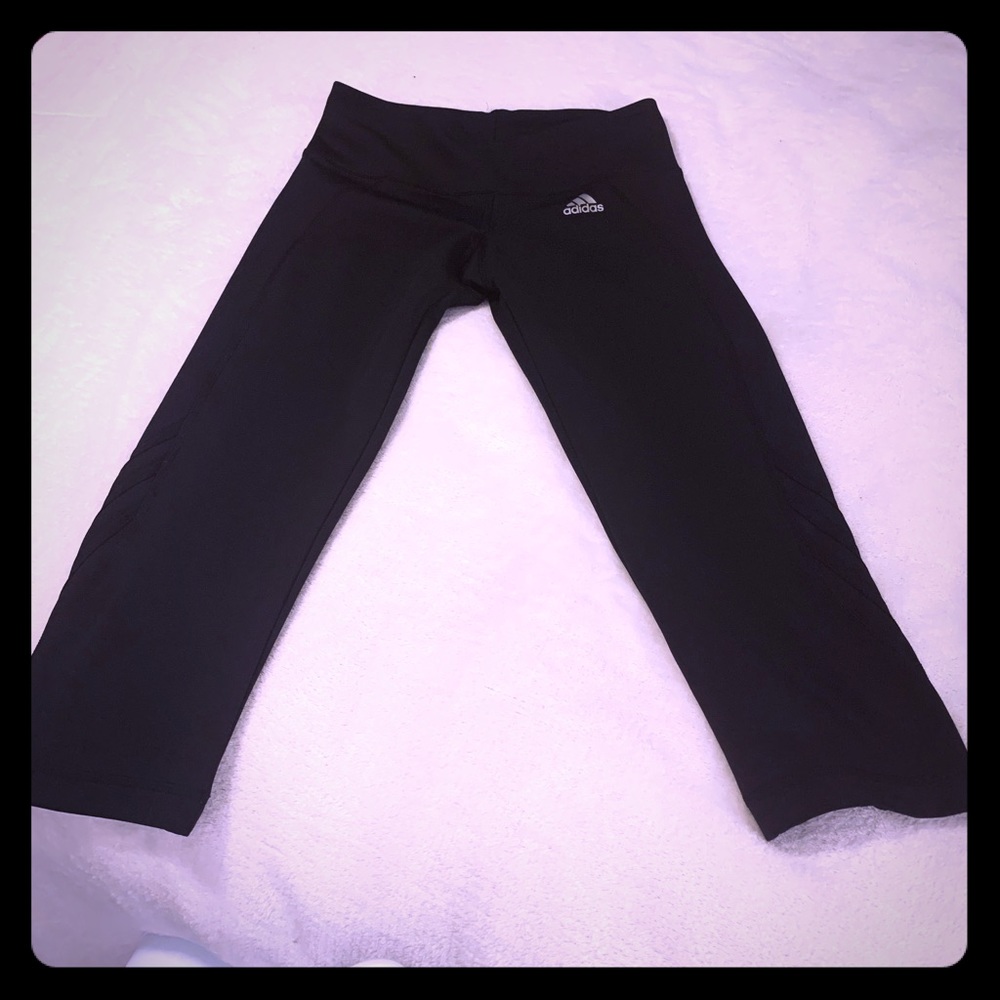 🔥Adidas climalite black cropped leggings!EUC